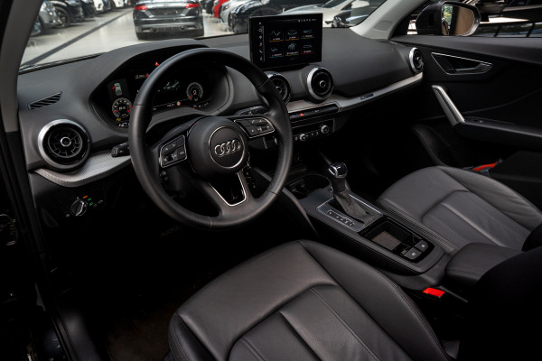 Audi Q2 35 TFSI S-Line Panodak Virtual Camera Leder Navi ACC Climate LM velgen PDC