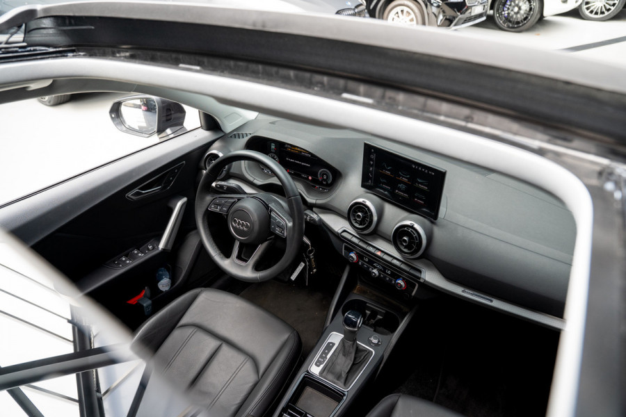 Audi Q2 35 TFSI S-Line Panodak Virtual Camera Leder Navi ACC Climate LM velgen PDC