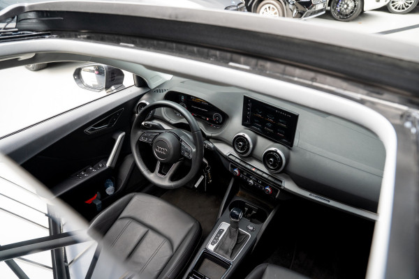 Audi Q2 35 TFSI S-Line Panodak Virtual Camera Leder Navi ACC Climate LM velgen PDC