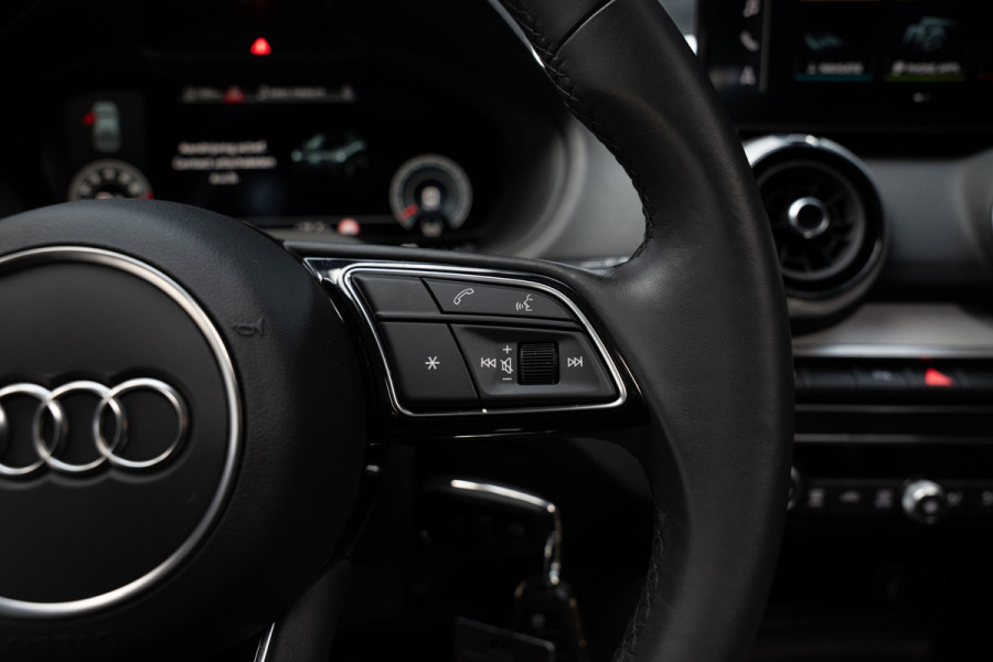Audi Q2 35 TFSI S-Line Panodak Virtual Camera Leder Navi ACC Climate LM velgen PDC