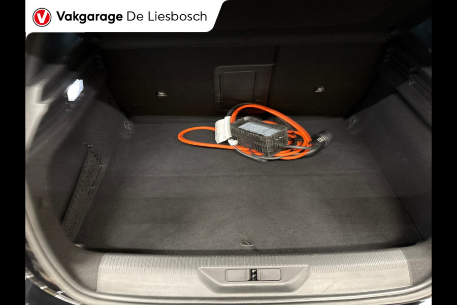 Peugeot 308 1.6 Plug-in Hybrid 180 GT-line/pano/navi/memory/apple/camera/boeken