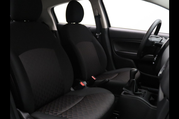Mitsubishi Space Star 70pk Active Airco | Carplay