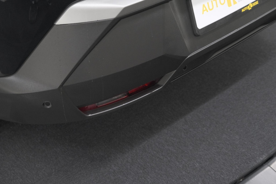 Peugeot 3008 1.2 Hybrid 136 GT | Adaptieve Cruise Control | Camera | Elektrische Kofferklep | Apple Carplay