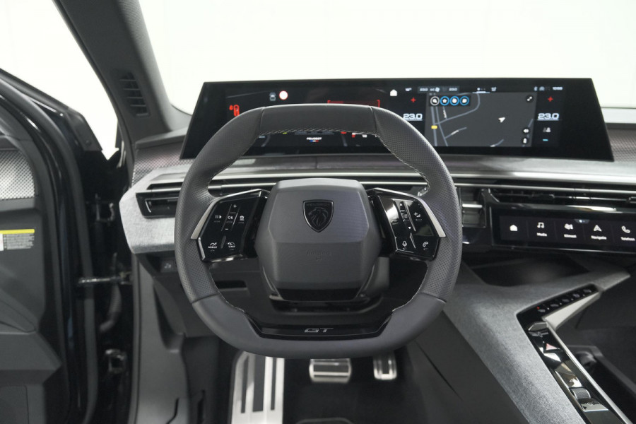 Peugeot 3008 1.2 Hybrid 136 GT | Adaptieve Cruise Control | Camera | Elektrische Kofferklep | Apple Carplay