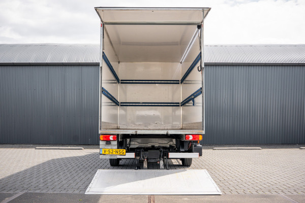 Fiat Ducato 2,3 140PK | Bakwagen met laadklep | 3-Zits | LED | Cruise | Airco
