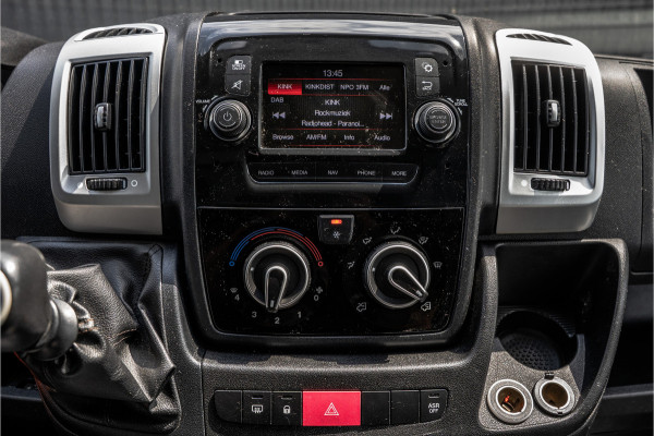 Fiat Ducato 2,3 140PK | Bakwagen met laadklep | 3-Zits | LED | Cruise | Airco