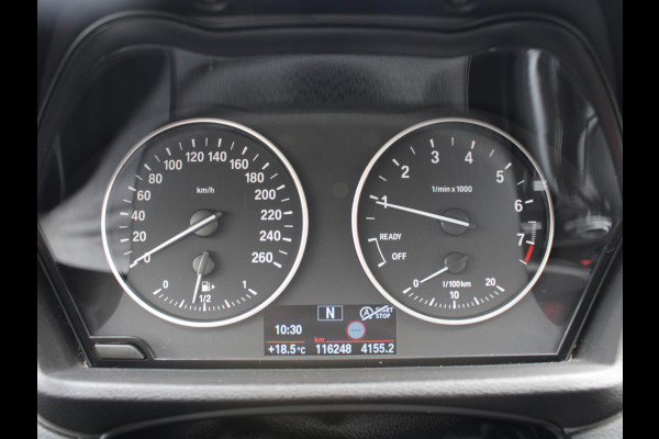 BMW X1 sDrive18i Executive | TREKHAAK| ACHTERUITRIJCAMERA | 12 MAANDEN BOVAG GARANTIE |
