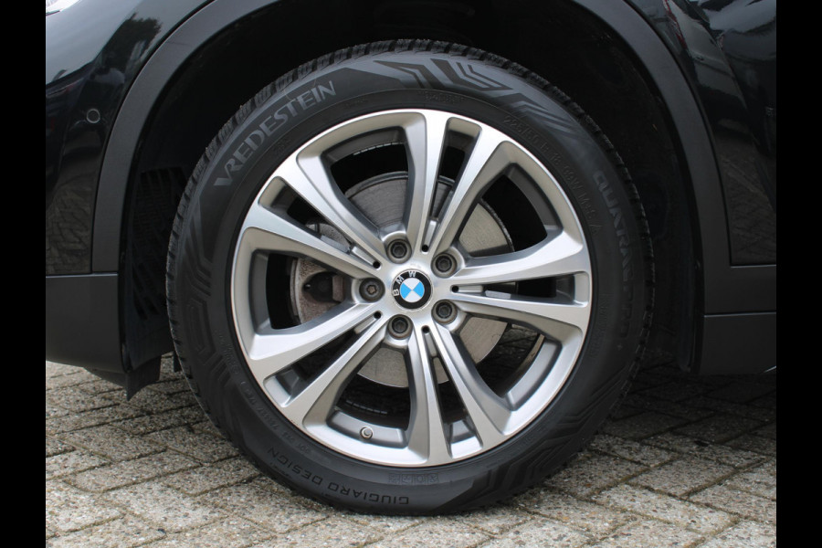 BMW X1 sDrive18i Executive | TREKHAAK| ACHTERUITRIJCAMERA | 12 MAANDEN BOVAG GARANTIE |