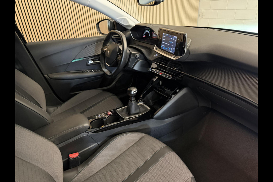 Peugeot 208 1.2 PureTech 100PK Allure Pack | Camera | Carplay | LED | Keyless | Incl. garantie