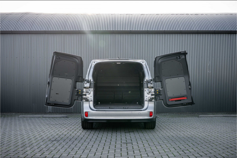 Volkswagen ID. Buzz Cargo 79KWH | WLPT 445 | IQ Light| 360° Camera | Carplay | PDC | Zijschuifdeur L+R |