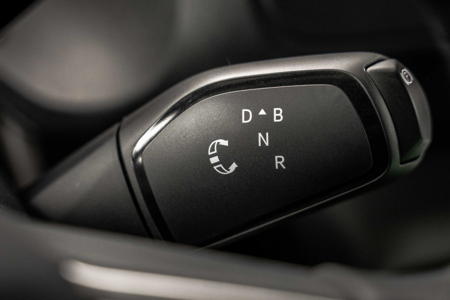 Volkswagen ID. Buzz Cargo 79KWH | WLPT 445 | IQ Light| 360° Camera | Carplay | PDC | Zijschuifdeur L+R |