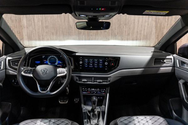 Volkswagen Taigo 1.5 TSI R-Line IQ DSG PANO PDC