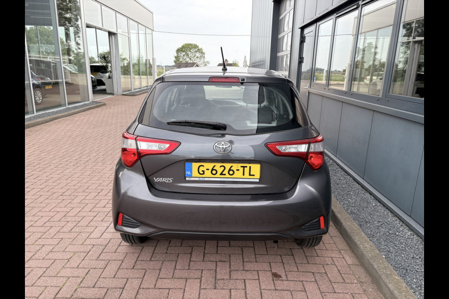 Toyota Yaris 1.0 VVT-i Connect 5-drs. CAMERA/CARPLAY/AIRCO/15INCH