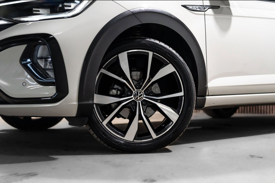 Volkswagen Taigo 1.5 TSI R-Line DSG PANO IQ