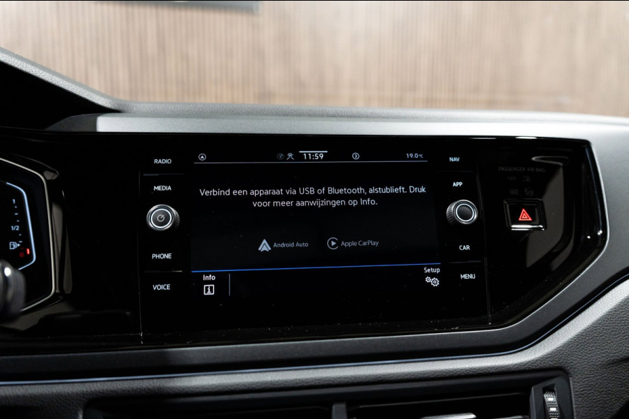 Volkswagen Taigo 1.5 TSI R-Line DSG PANO IQ