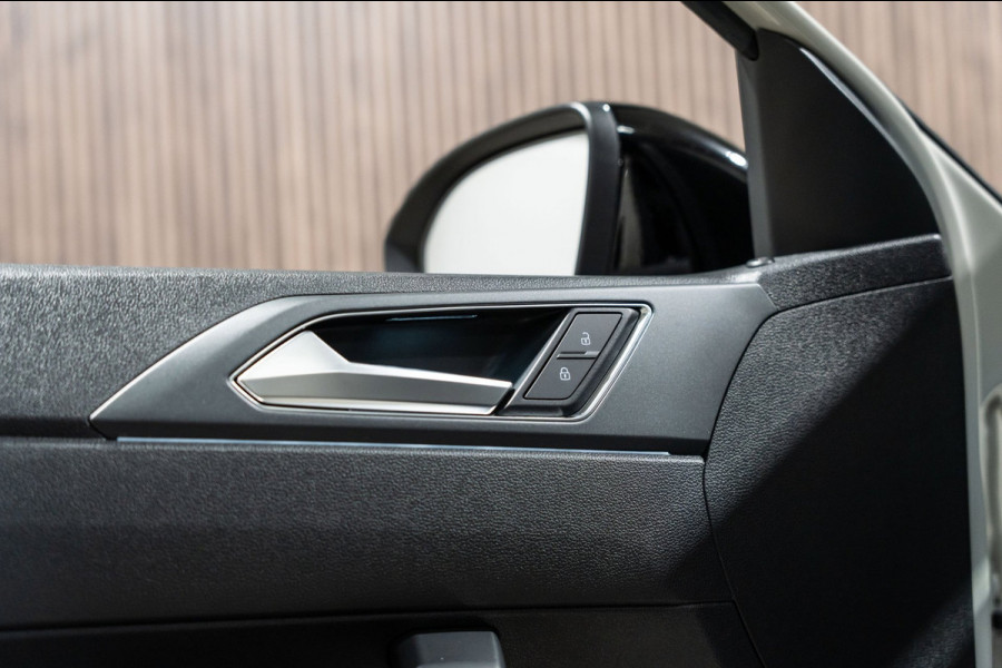 Volkswagen Taigo 1.5 TSI R-Line DSG PANO IQ