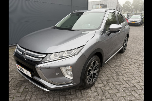 Mitsubishi Eclipse Cross 1.5 DI-T First Edition (Trekhaak (1.600kg) - Camera - Leder incl stoelverwarming - Parkeersensoren V+A - Keyless Entry - Head up