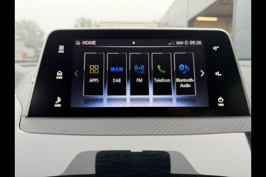 Mitsubishi Eclipse Cross 1.5 DI-T First Edition (Trekhaak (1.600kg) - Camera - Leder incl stoelverwarming - Parkeersensoren V+A - Keyless Entry - Head up
