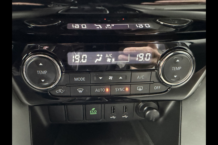 Mitsubishi Eclipse Cross 1.5 DI-T First Edition (Trekhaak (1.600kg) - Camera - Leder incl stoelverwarming - Parkeersensoren V+A - Keyless Entry - Head up