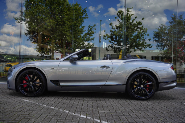 Bentley Continental GTC 6.0 W12 First Edition Full Carbon