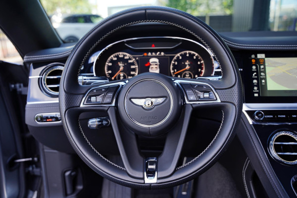 Bentley Continental GTC 6.0 W12 First Edition Full Carbon