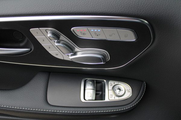 Mercedes-Benz V-Klasse 300d / DC / AMG / 4-Matic / Panorama / Elec Stoelen / Burmester / Vol Opties / NIEUWSTAAT