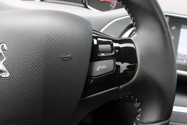 Peugeot 308 SW 1.2 PureTech Blue Lease Executive