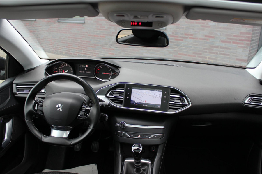 Peugeot 308 SW 1.2 PureTech Blue Lease Executive