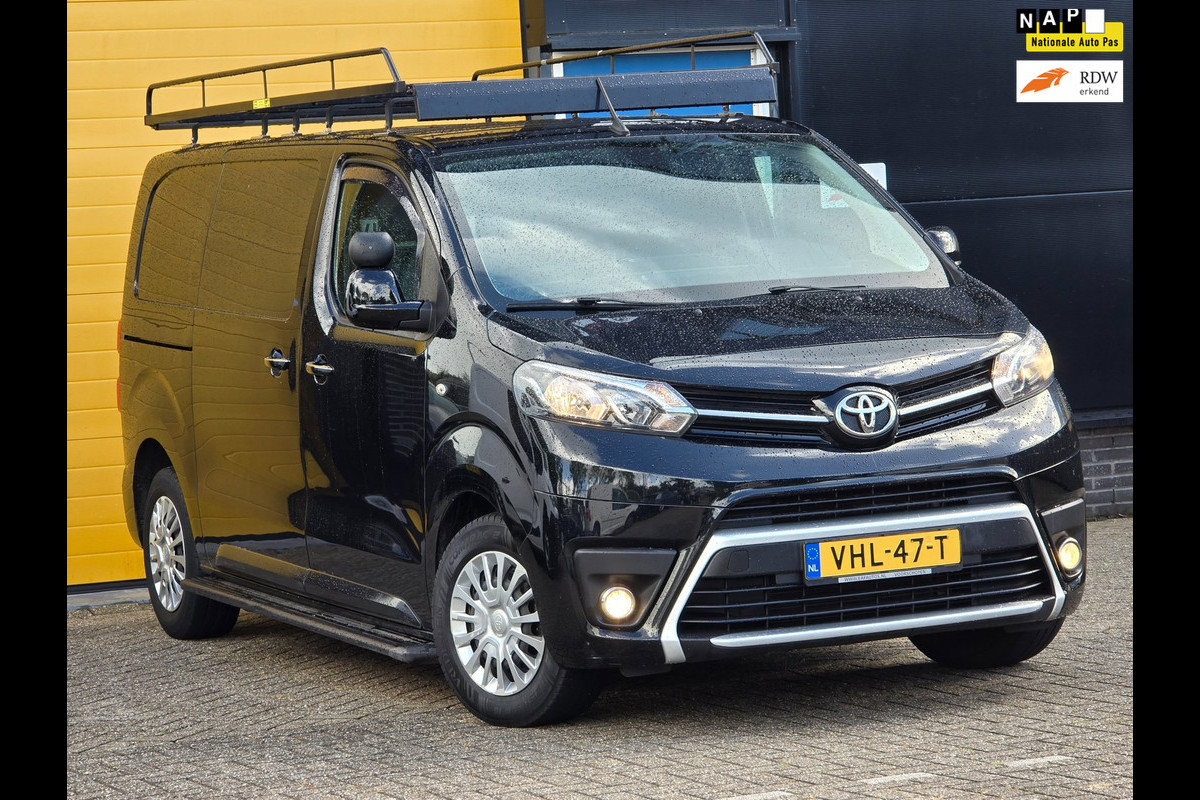Toyota ProAce Worker 2.0 D-4D Professional / AUT / NAP / Navi / Cruise Control / 3 Zits / Schuifdeur / Trekhaak