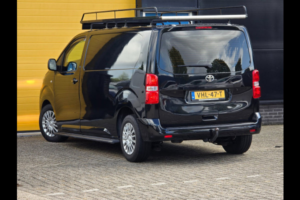 Toyota ProAce Worker 2.0 D-4D Professional / AUT / NAP / Navi / Cruise Control / 3 Zits / Schuifdeur / Trekhaak