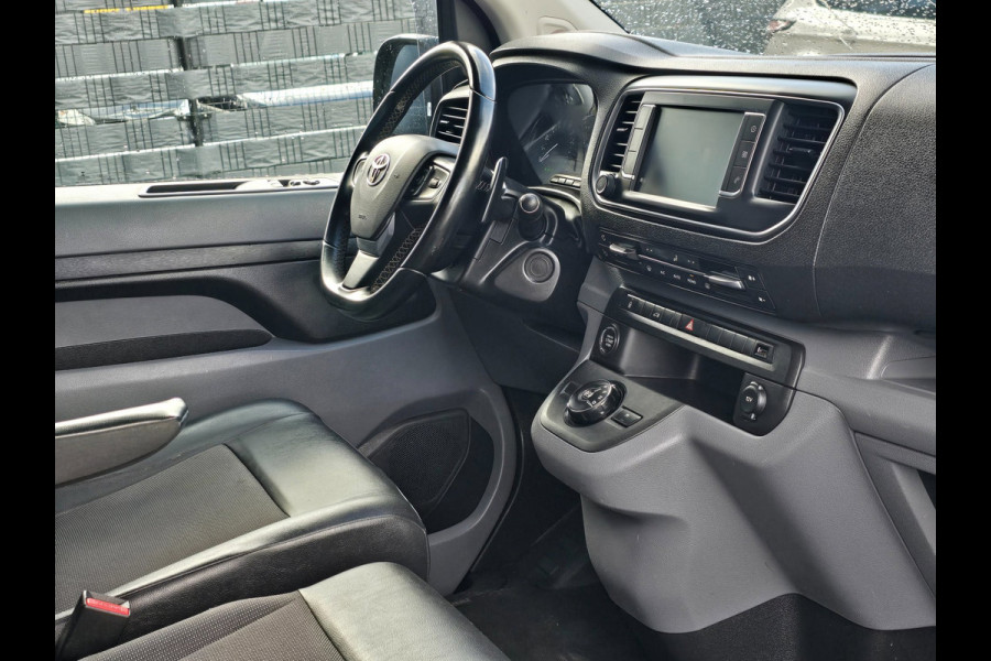 Toyota ProAce Worker 2.0 D-4D Professional / AUT / NAP / Navi / Cruise Control / 3 Zits / Schuifdeur / Trekhaak