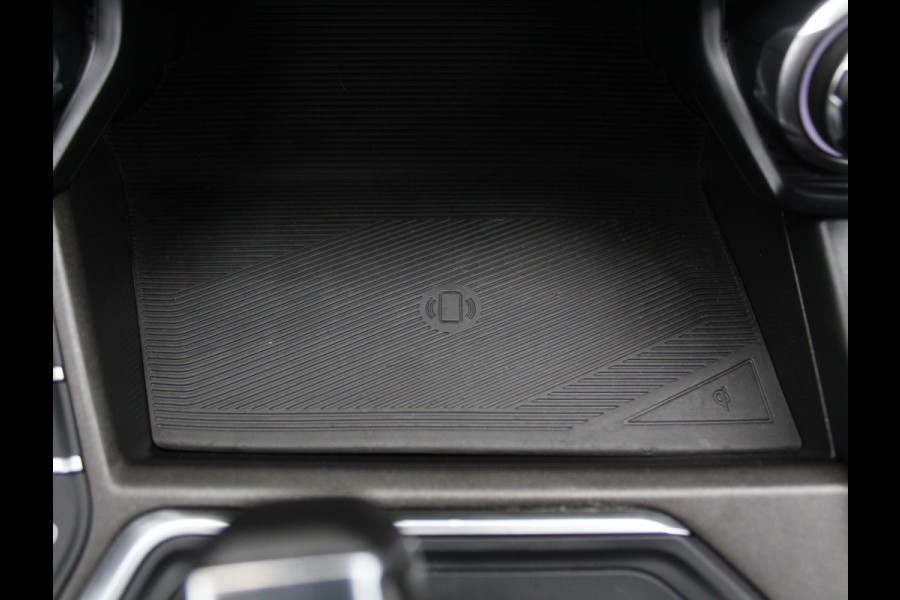 Lynk & Co 01 1.5 CARPLAY | CLIMATE | STOELVERW | 360CAMERA | PANODAK | WIFI | LED | DAB | NAVI | ELECSTOEL+MEM | ELECAKLEP | ADAPCRUISE