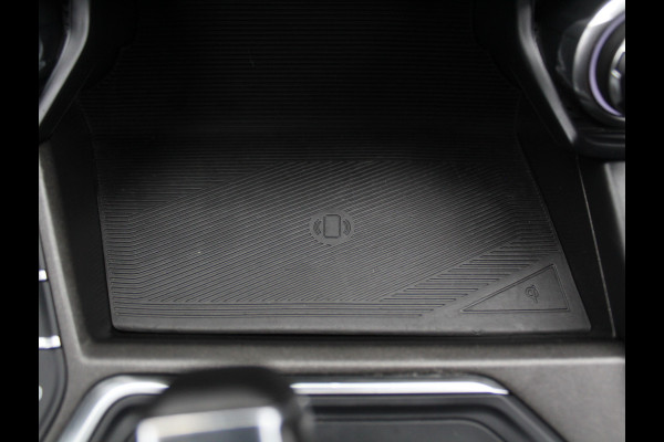 Lynk & Co 01 1.5 CARPLAY | CLIMATE | STOELVERW | 360CAMERA | PANODAK | WIFI | LED | DAB | NAVI | ELECSTOEL+MEM | ELECAKLEP | ADAPCRUISE