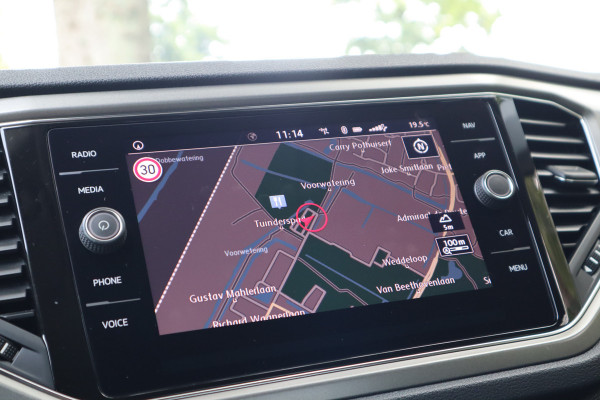 Volkswagen T-Roc 1.0 TSI Style | Trekhaak | Carplay | ACC |