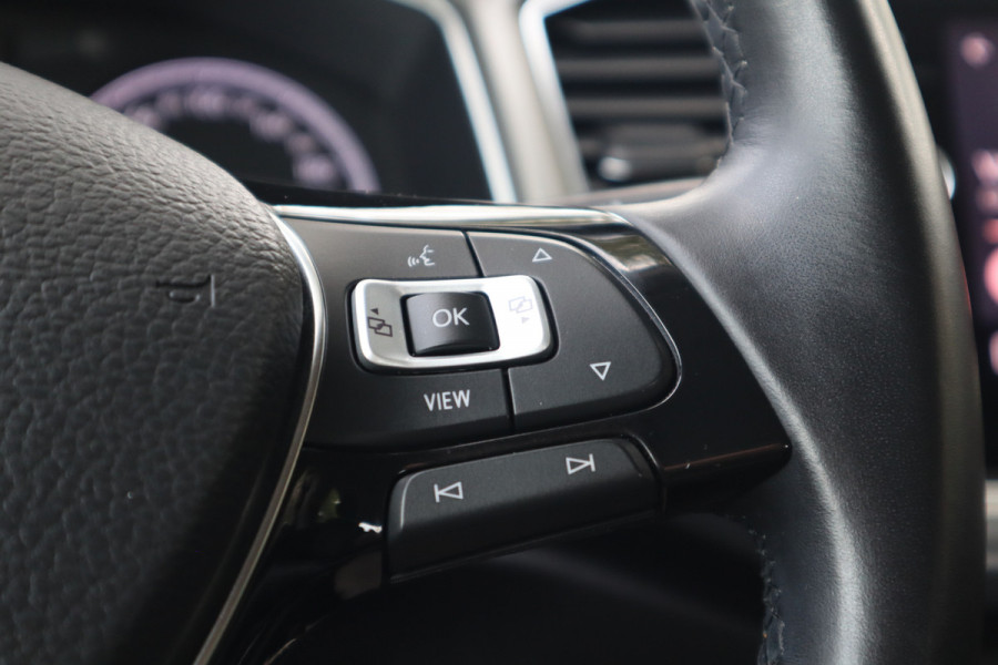 Volkswagen T-Roc 1.0 TSI Style | Trekhaak | Carplay | ACC |