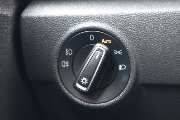 Volkswagen T-Roc 1.0 TSI Style | Trekhaak | Carplay | ACC |