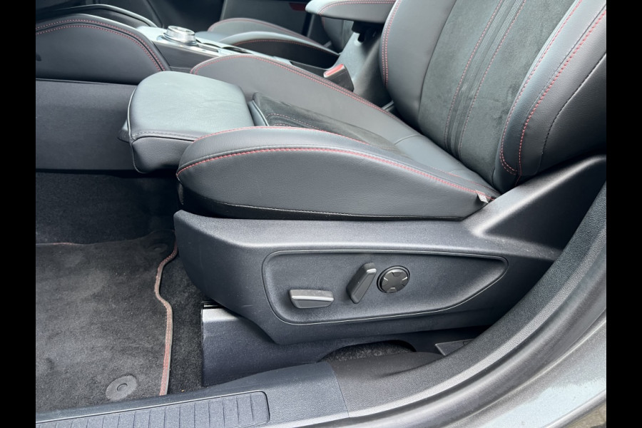 Ford Kuga 2.5 PHEV ST-Line X DRIVERPACK! WINTERPACK! 19INCH!