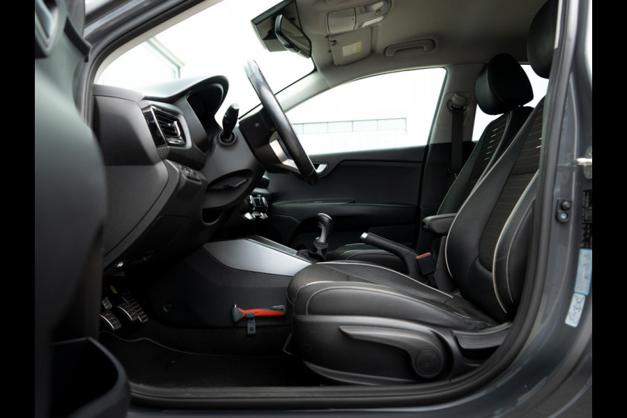 Kia Rio 1.0 T-GDi MHEV GT-Line | Navi | PDC | Clima | Stoel en stuurverwarming | Achteruitrijcamera |