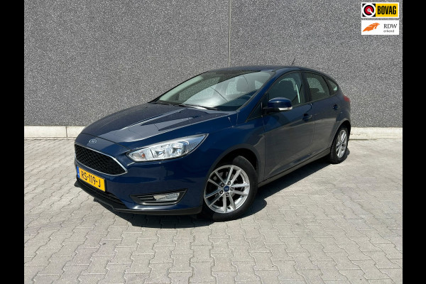 Ford Focus 1.0 Lease Edition | TREKHAAK | NAVI | BLUETOOTH | CC | PDC | APK T/M 6-8-2027 | AFLEVERBEURT | COMPLEET ONDERHOUDEN