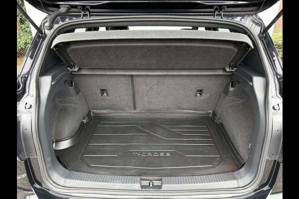Volkswagen T-Cross 1.0 TSI R-Line | ACC | Dodehoek | LED | DAB+ | 18 inch
