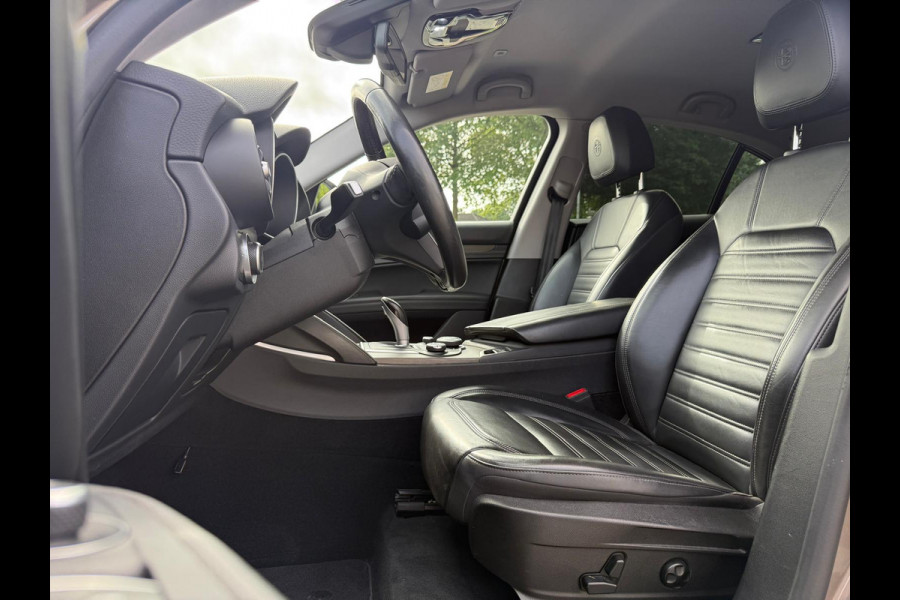 Alfa Romeo Stelvio 2.0 T AWD Super