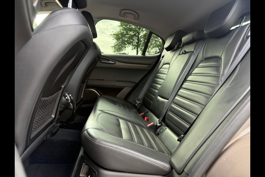 Alfa Romeo Stelvio 2.0 T AWD Super