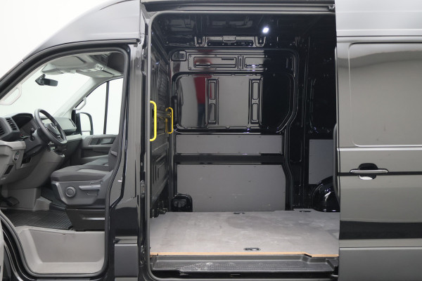 Volkswagen Crafter 35 2.0 TDI DSG 140 PK L2H2 2x schuifdeur, LED, 3-Zits, ACC, Camera, Apple Carplay, Sidesteps, DAB, PDC, 18''