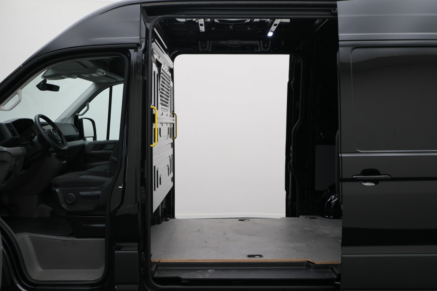 Volkswagen Crafter 35 2.0 TDI DSG 140 PK L2H2 2x schuifdeur, LED, 3-Zits, ACC, Camera, Apple Carplay, Sidesteps, DAB, PDC, 18''