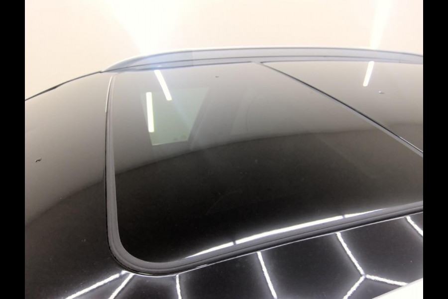 Kia e-Niro DynamicPlusLine 64 kWh SOH 98% | Schuif - Kanteldak | Navigatie