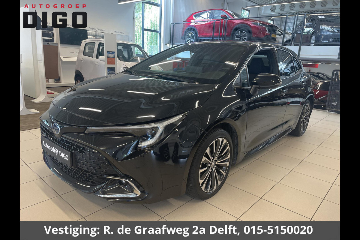 Toyota Corolla Hybrid 140 Dynamic | Parkeersensor voor en achter | Navigatie | Stoelverwarming | Apple Carplay & AndroidAUTO