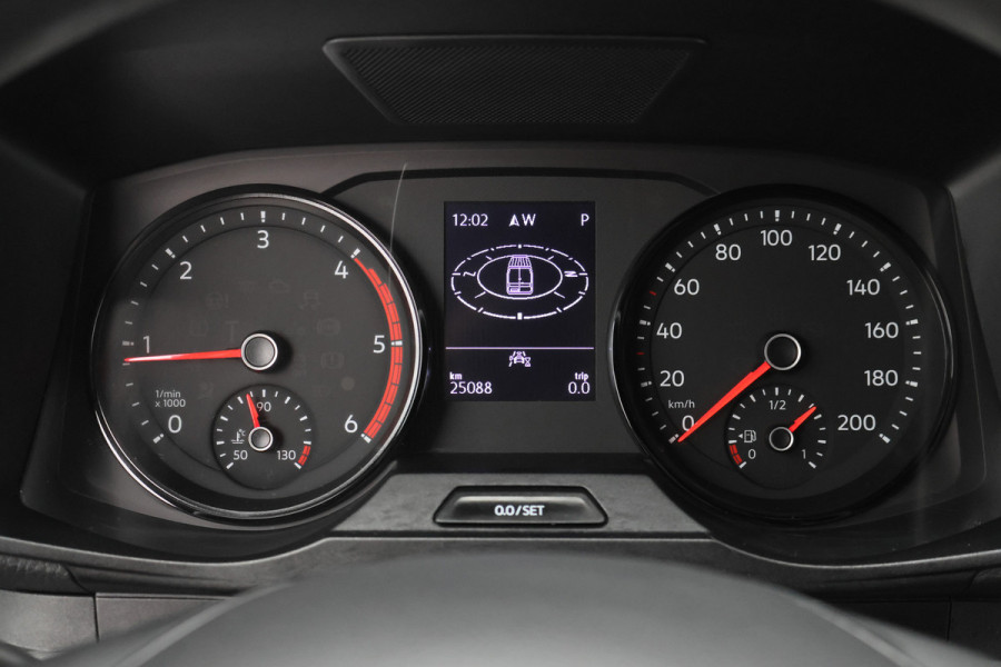 Volkswagen Crafter 35 2.0 TDI DSG 140 PK L2H2 2x schuifdeur, LED, 3-Zits, ACC, Camera, Apple Carplay, Sidesteps, DAB, PDC, 18''