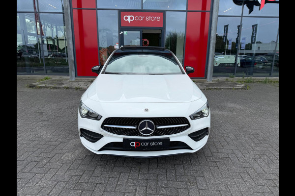 Mercedes-Benz CLA-Klasse 250 e Hybride AMG Night pakket Panorama Ambient light