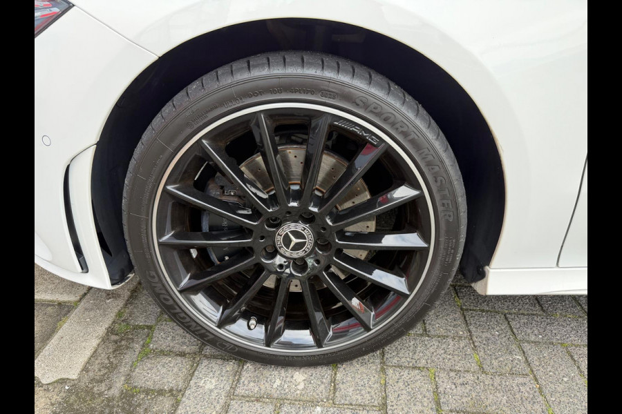Mercedes-Benz CLA-Klasse 250 e Hybride AMG Night pakket Panorama Ambient light