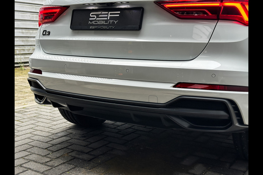 Audi Q3 45 TFSI e 3x S-Line 245PK | Pano | Keyless | Camera | Matrix | ACC | Lane | 1e eig